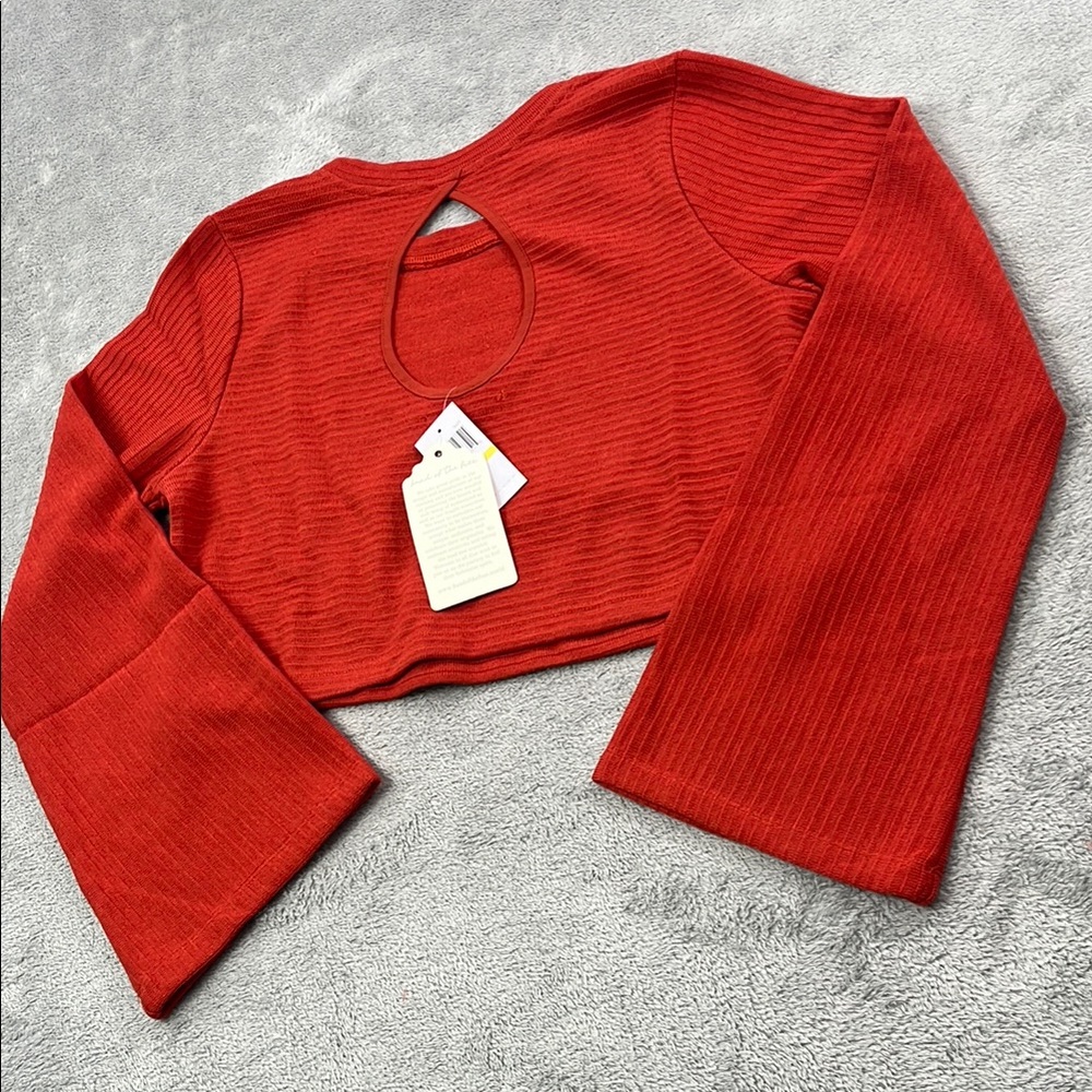 NEW Band of Gypsies M Women's Rust Red Women's Smocked Crop‎ Wide Sleeve Top